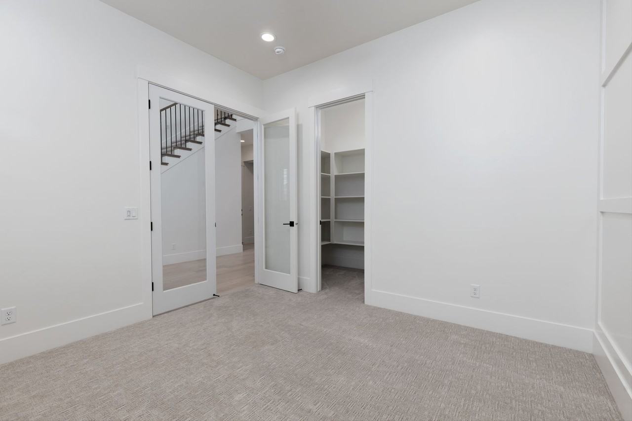 5291 1930 South Street - Photo 6 of 47