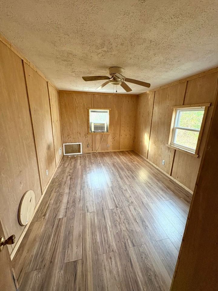 7435 Cycle Lane - Photo 2 of 5