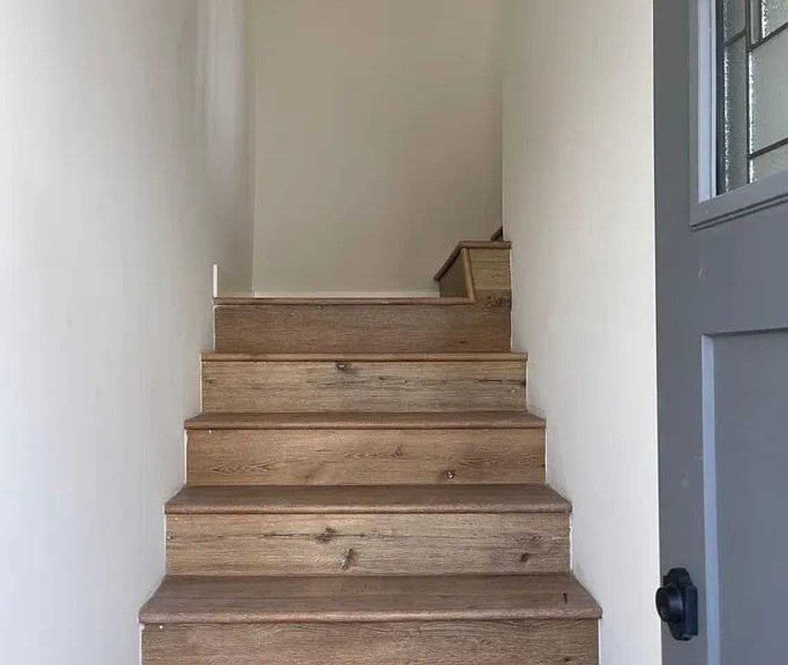 2426 1/2 Houston St - Photo 6 of 9