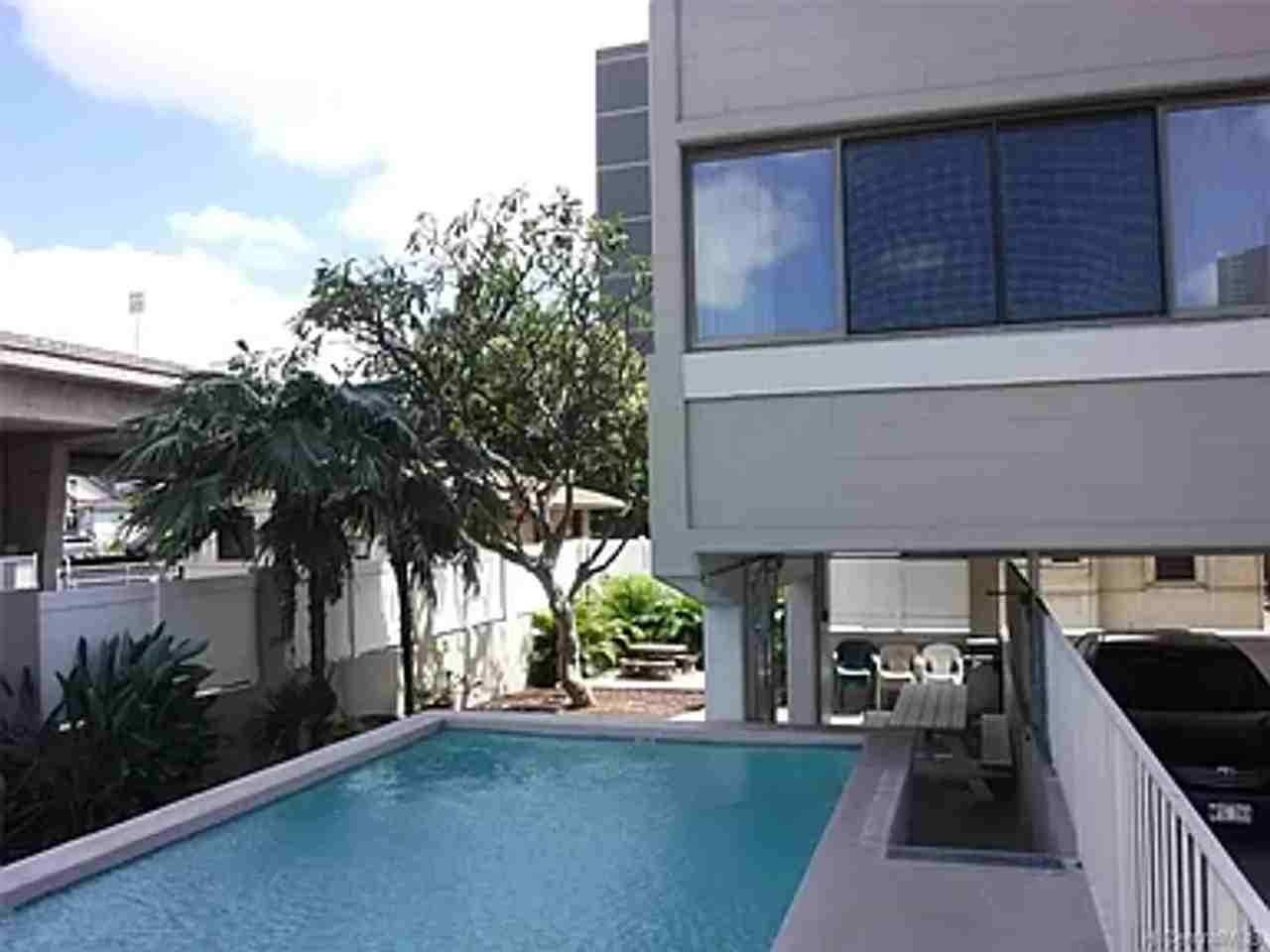 1134 Kinau St #305 - Photo 5 of 9