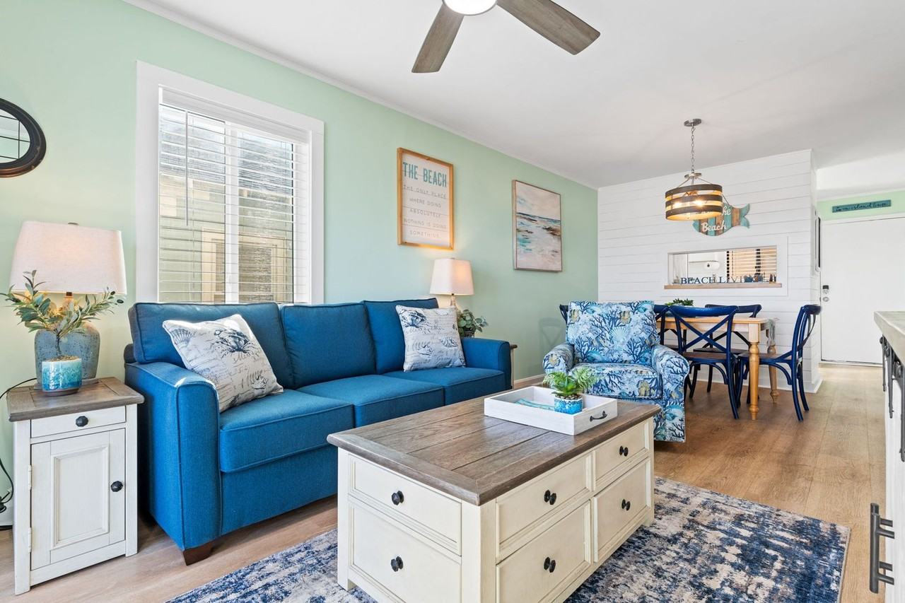 302 Canal Dr - Photo 6 of 14