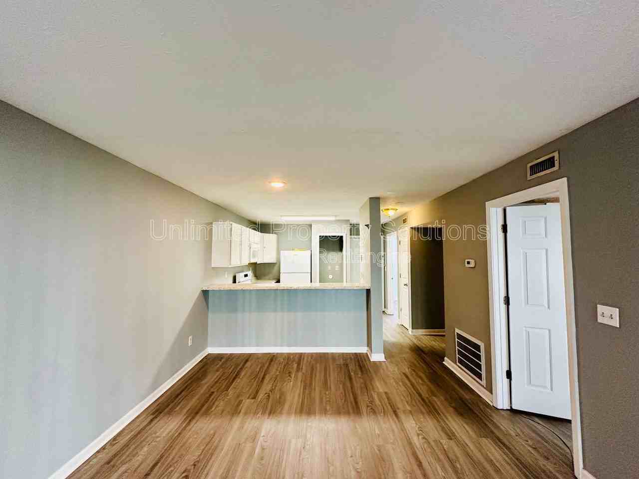 209 Sunn Aire Ct #A - Photo 3 of 13