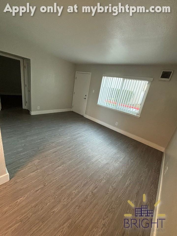 Sutter Crossing Apartments - Photo 2 of 23