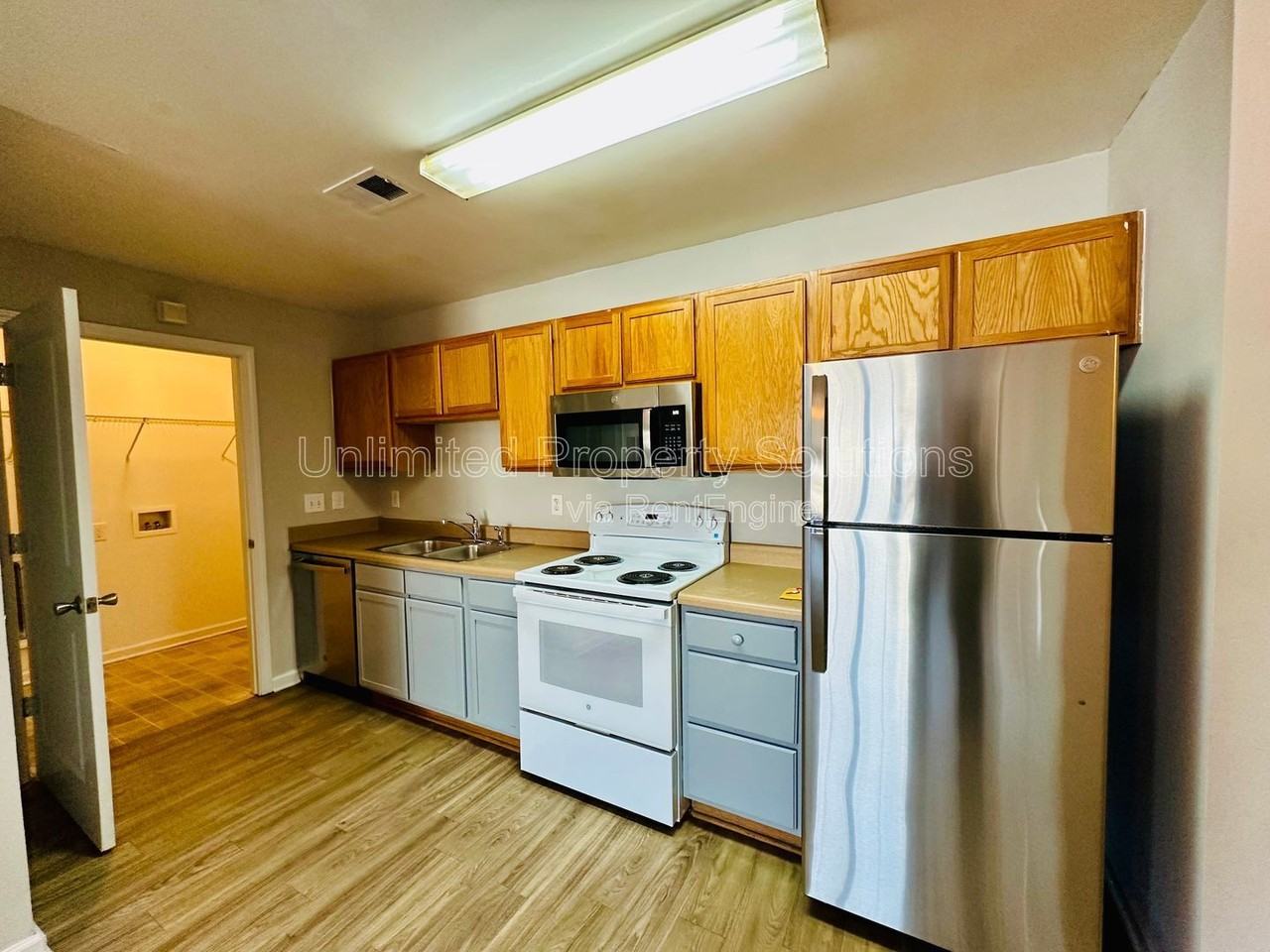 370 S Kerr Ave #105 - Photo 5 of 18