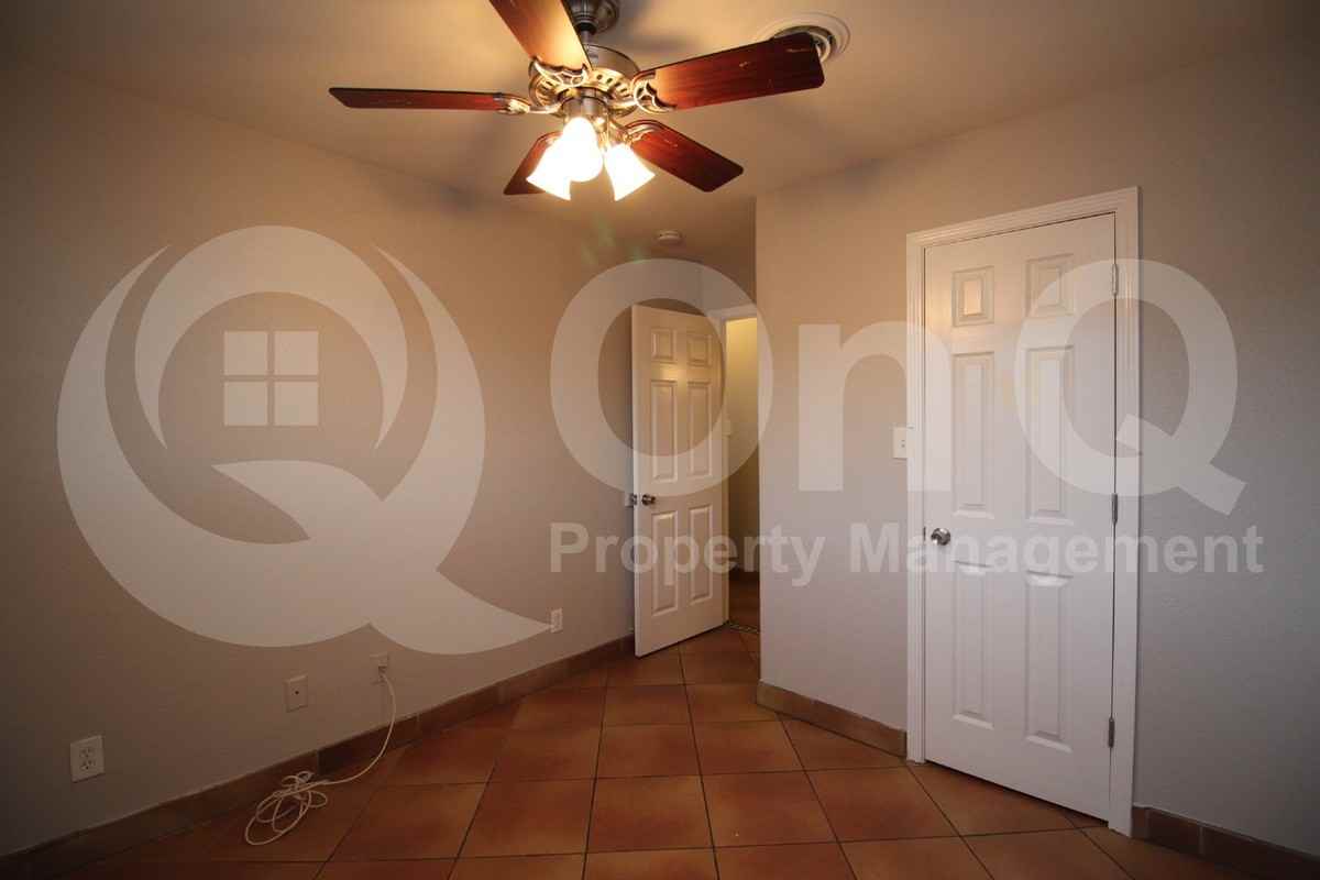 4109 East Moreland Street #2 - Photo 7 of 13