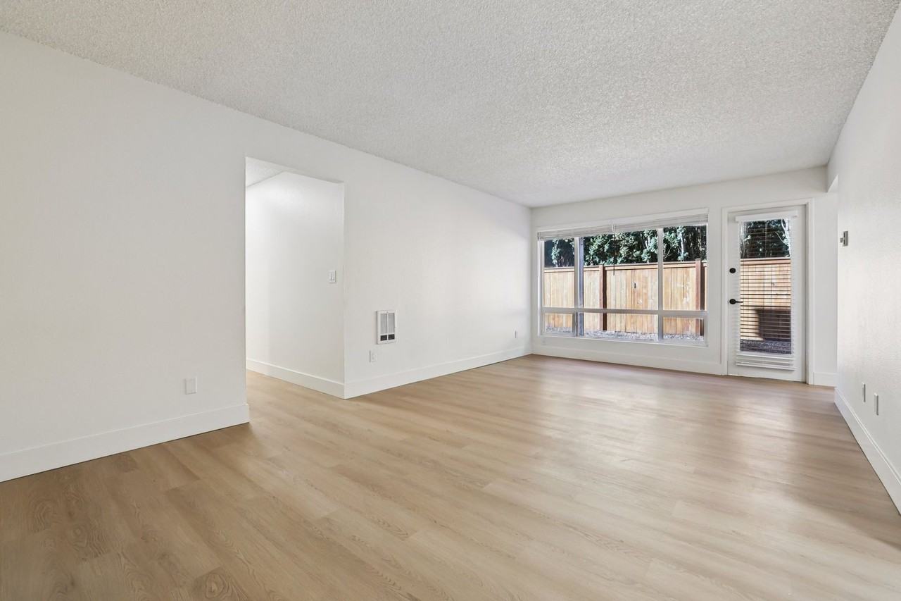 Olympic West Apartments - Photo 3 of 26