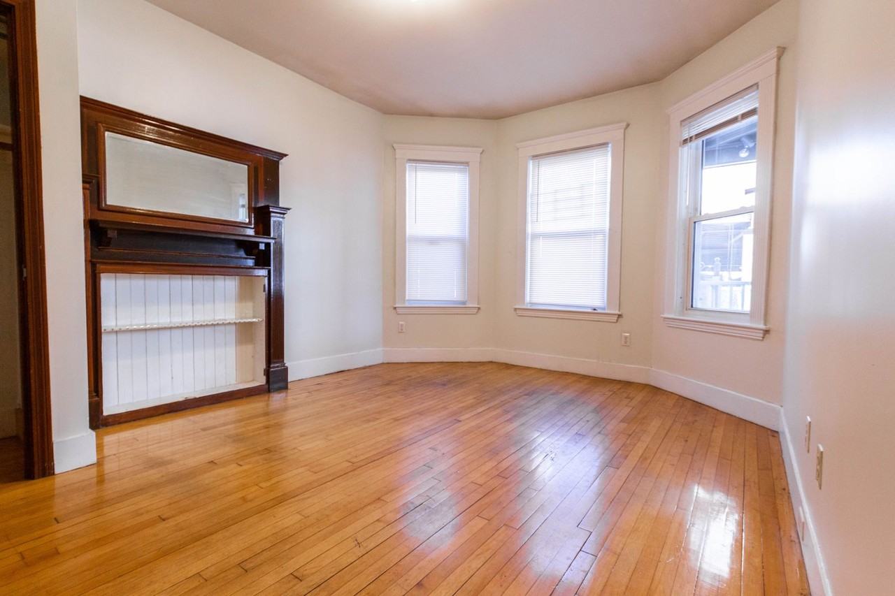 59 Linden St - Photo 7 of 17