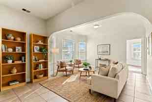 518 West Macarthur Boulevard - Photo 1 of 1