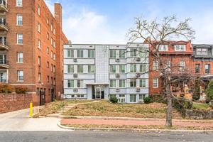 featured image of 1225 Clifton St Nw
