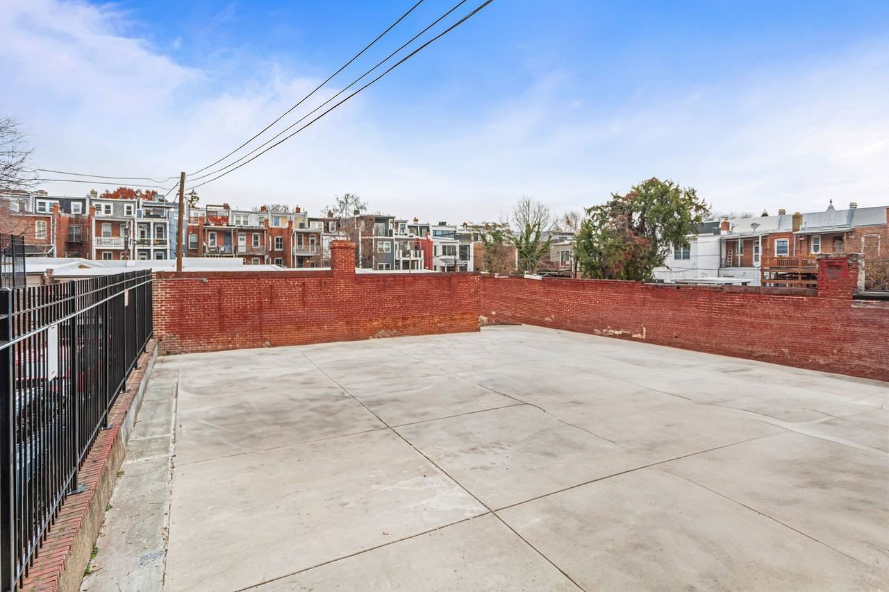 1225 Clifton - Photo 6 of 42