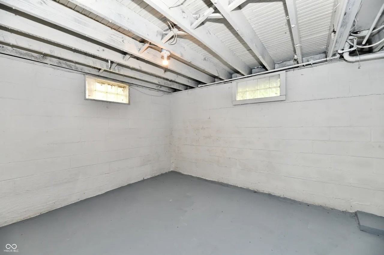 2966 North Olney Street - Photo 3 of 23