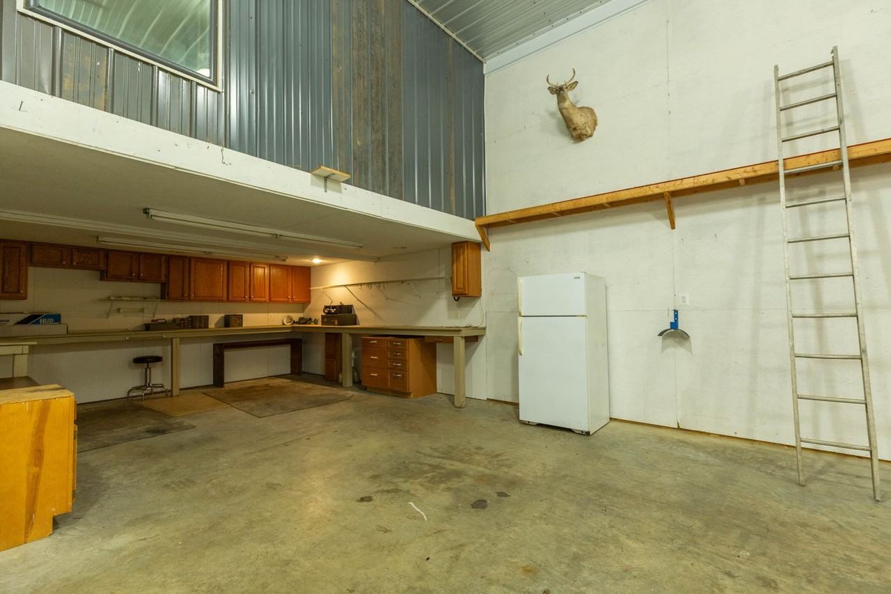 266 Shannon Hill Lane - Photo 3 of 19