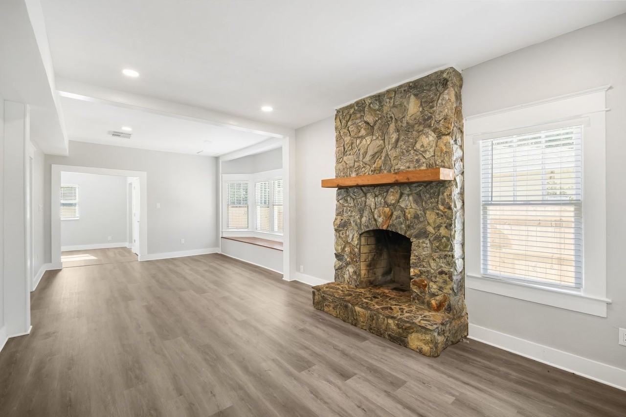 1805 East Louisiana Avenue - Photo 7 of 25