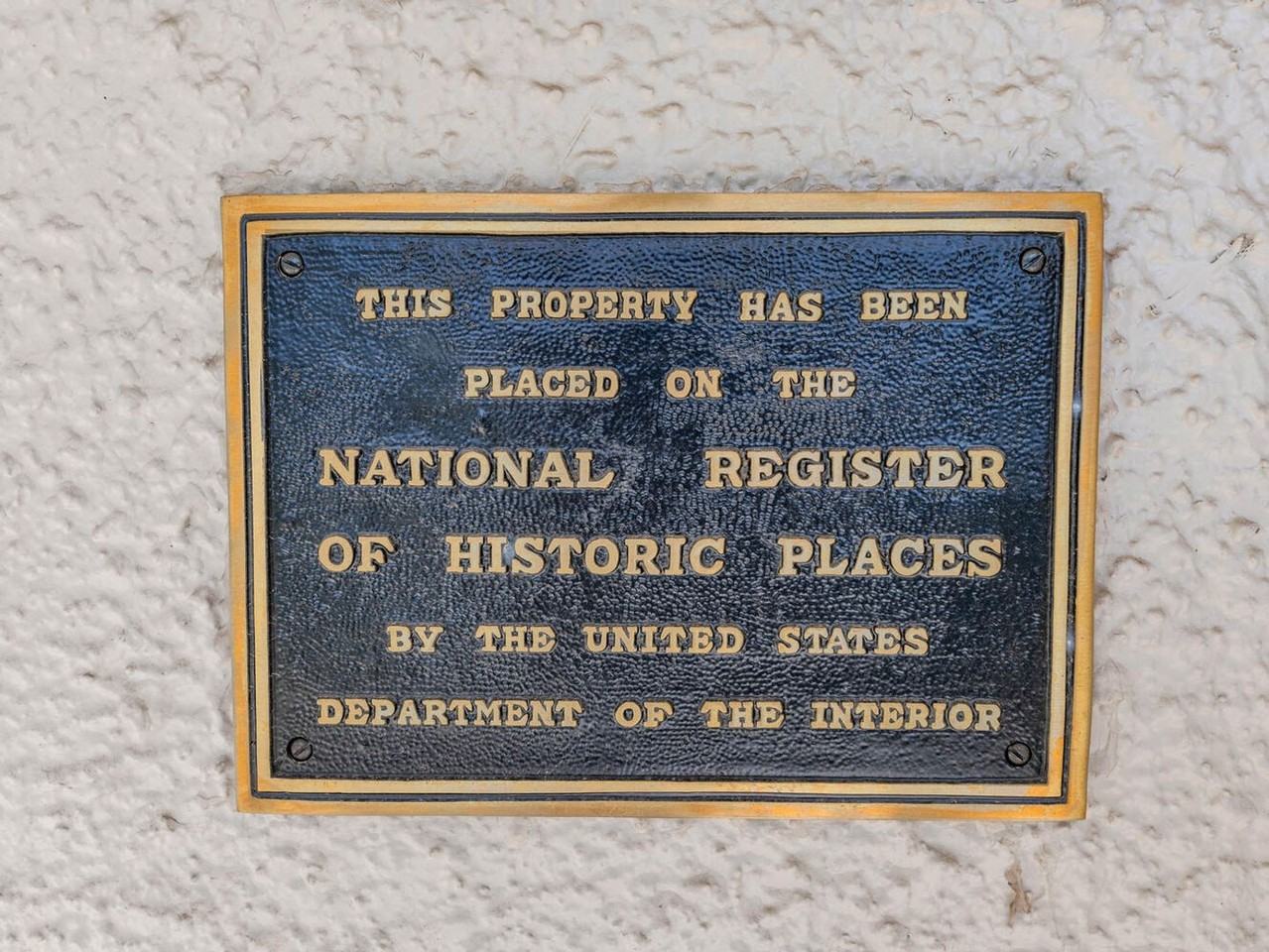 60 E Hoover Ave - Photo 3 of 24