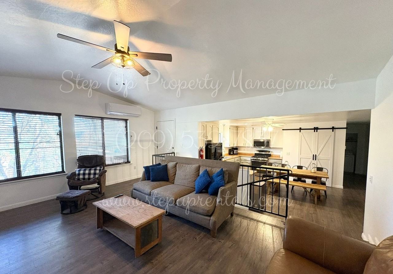 24055 Bear Clover Court - Photo 7 of 14