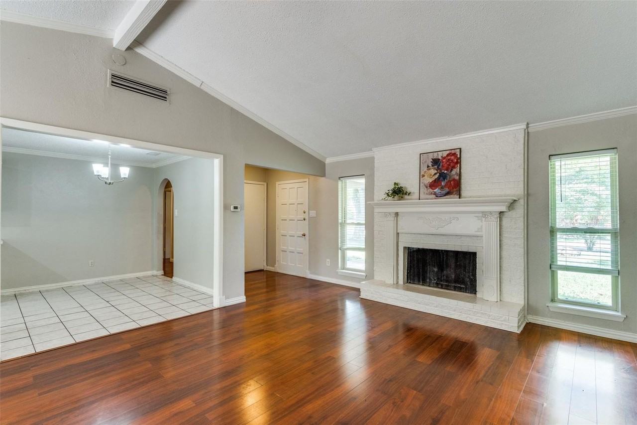 1708 Hendrick Dr - Photo 2 of 23