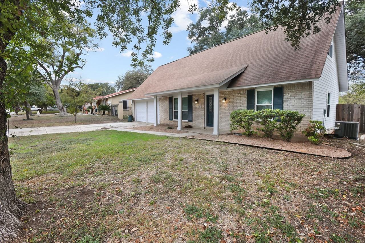 9902 Lorene - Photo 3 of 24