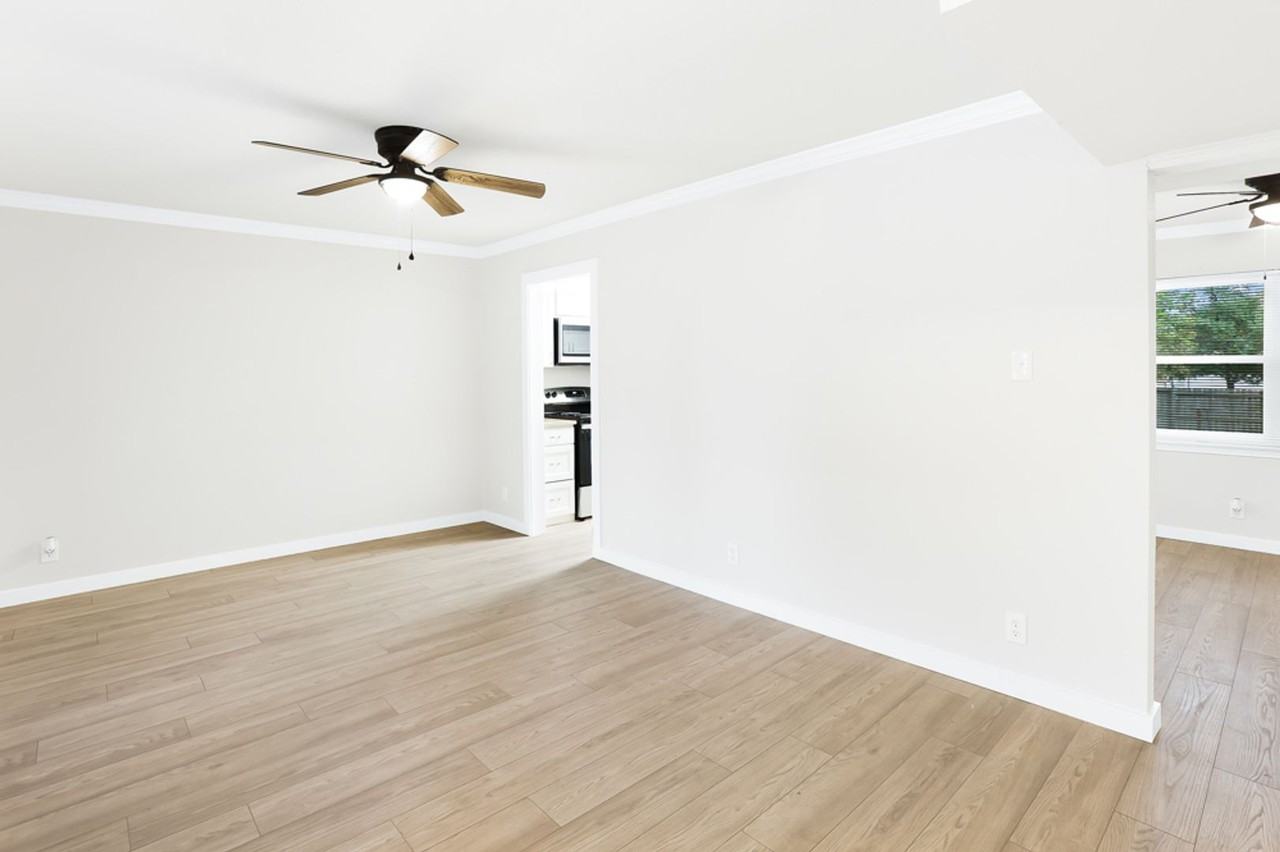 9902 Lorene - Photo 4 of 24