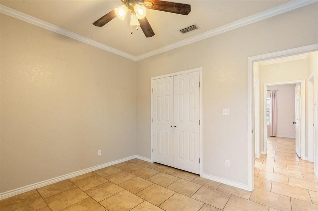 104 Running Bear Trail - Photo 7 of 25