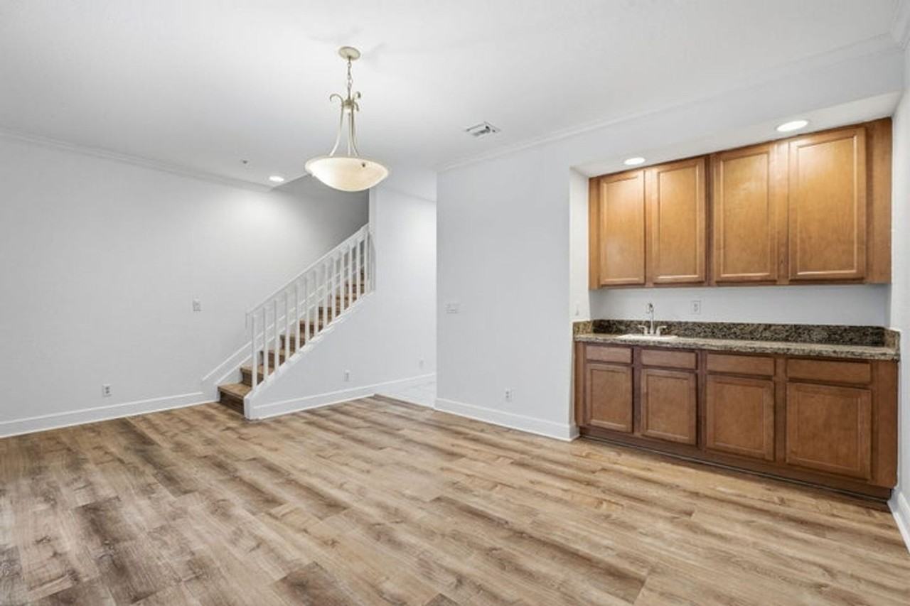 531 Federal Highway - Photo 6 of 21