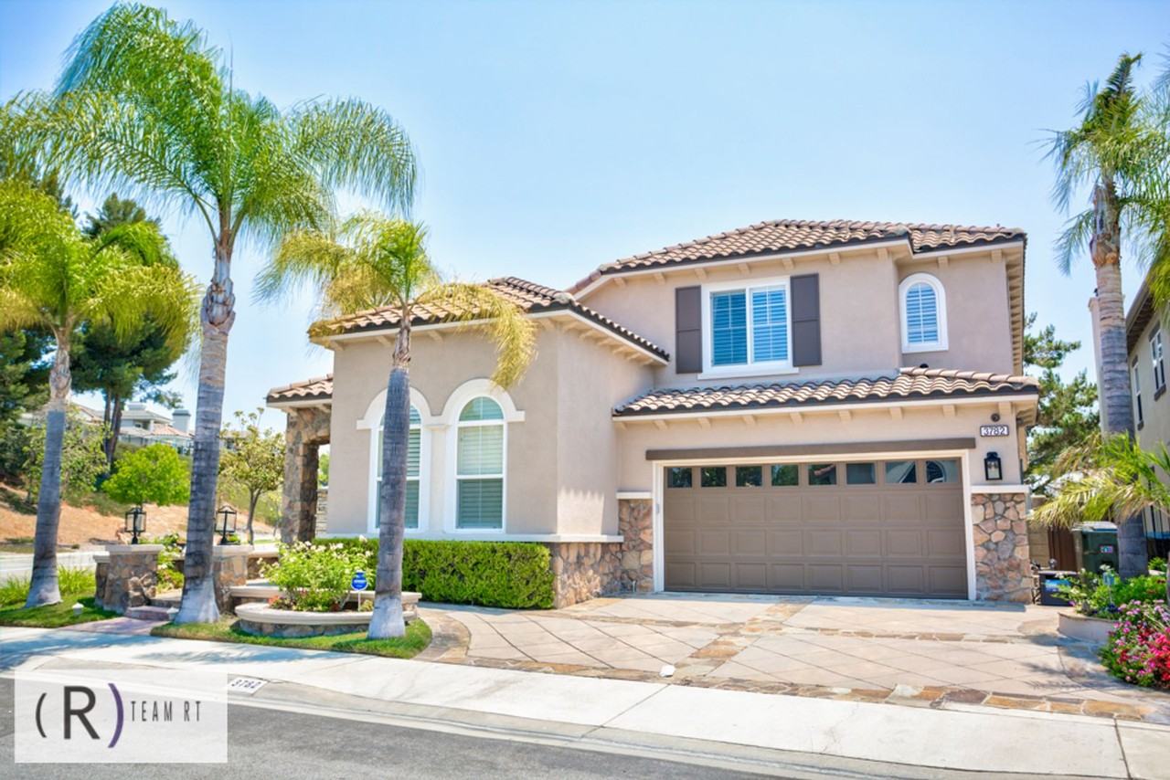 3782 Carson Way - Photo 3 of 48