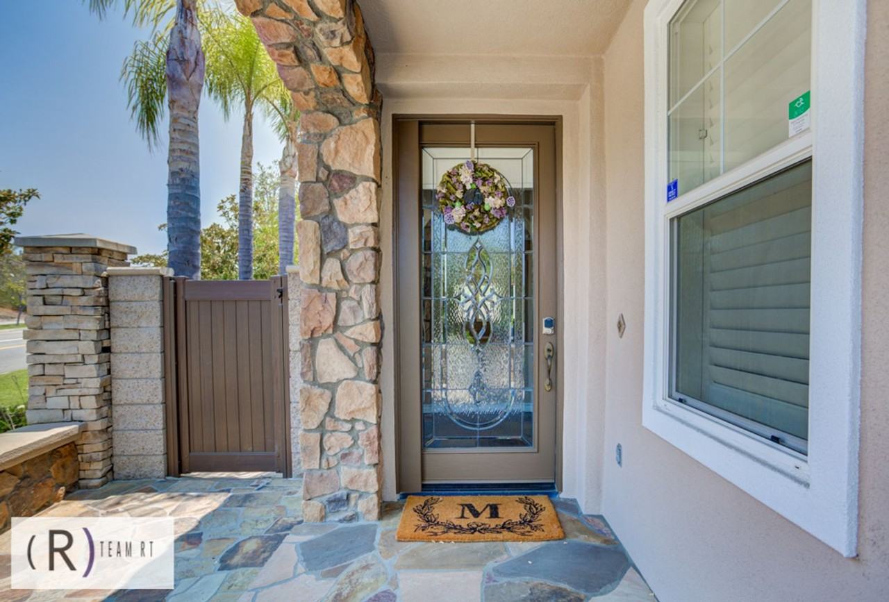 3782 Carson Way - Photo 5 of 48