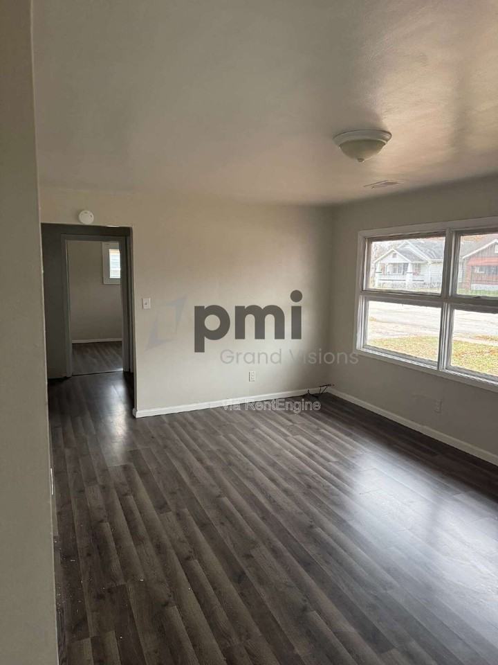 309 E Garfield Ave - Photo 2 of 16