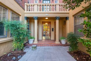 Queen Marie - Photo 1 of 1