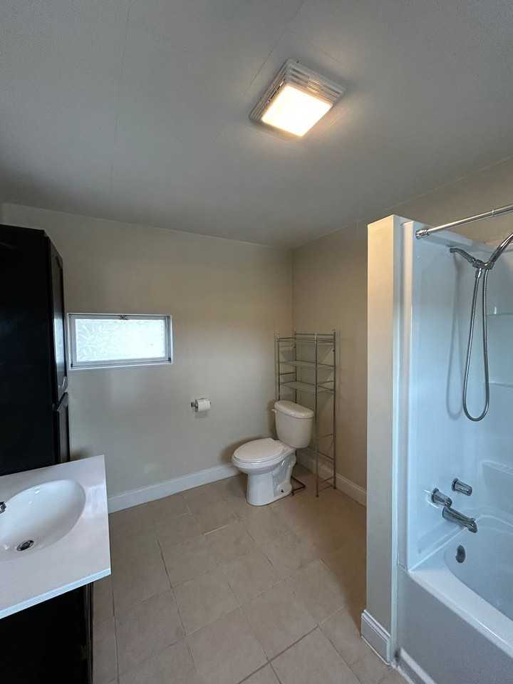 1121 East 3rd Street - Photo 6 of 17