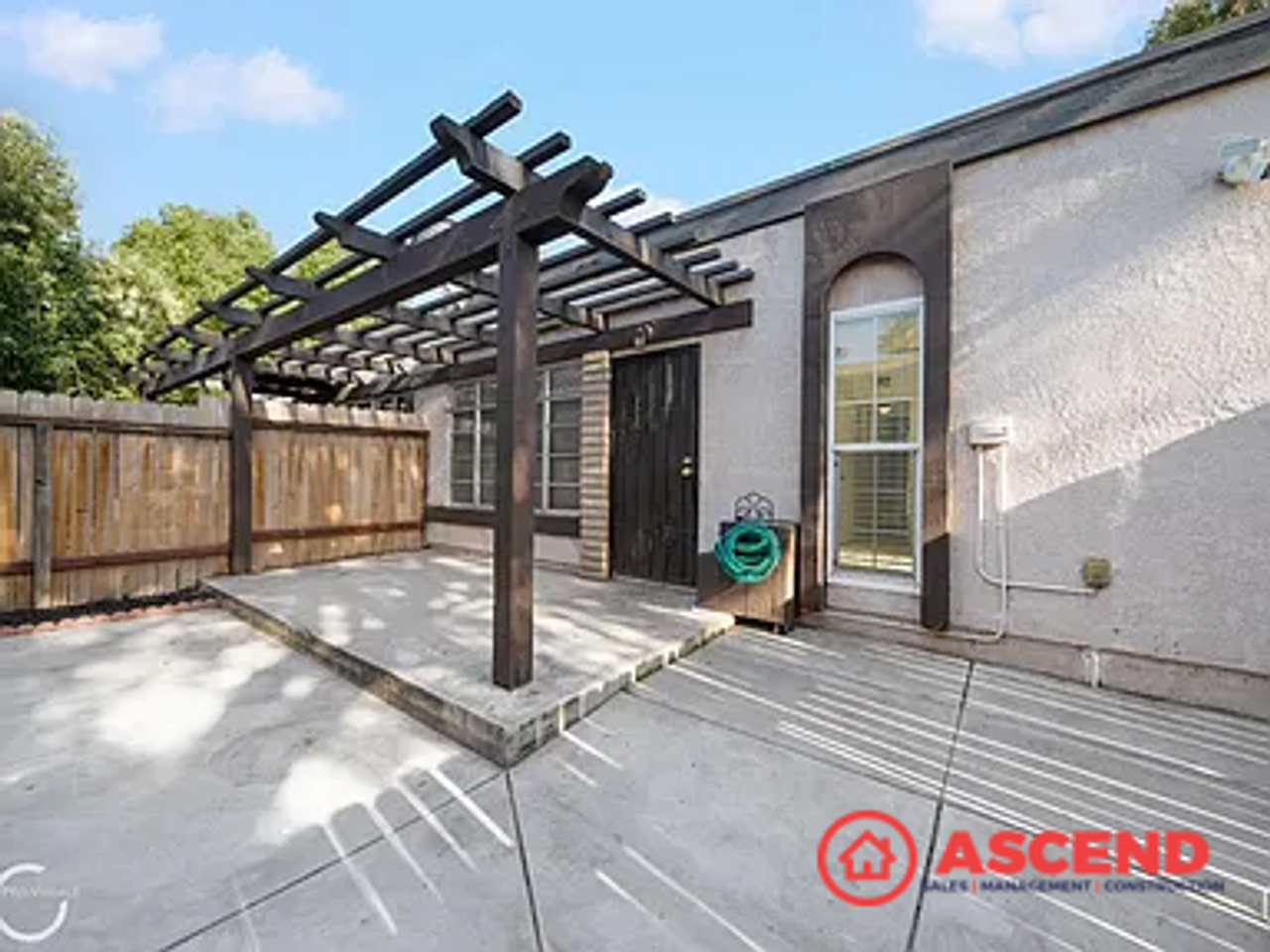 3612 Sampson Ct #B - Photo 3 of 21