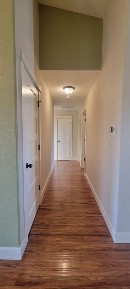 125 South Ash Street - Photo 3 of 36