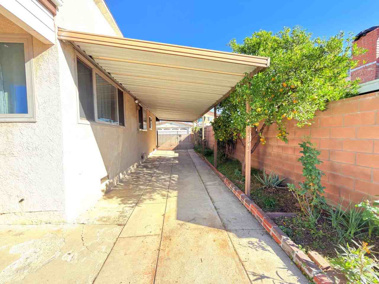 1007 De Foe Street - Photo 3 of 23