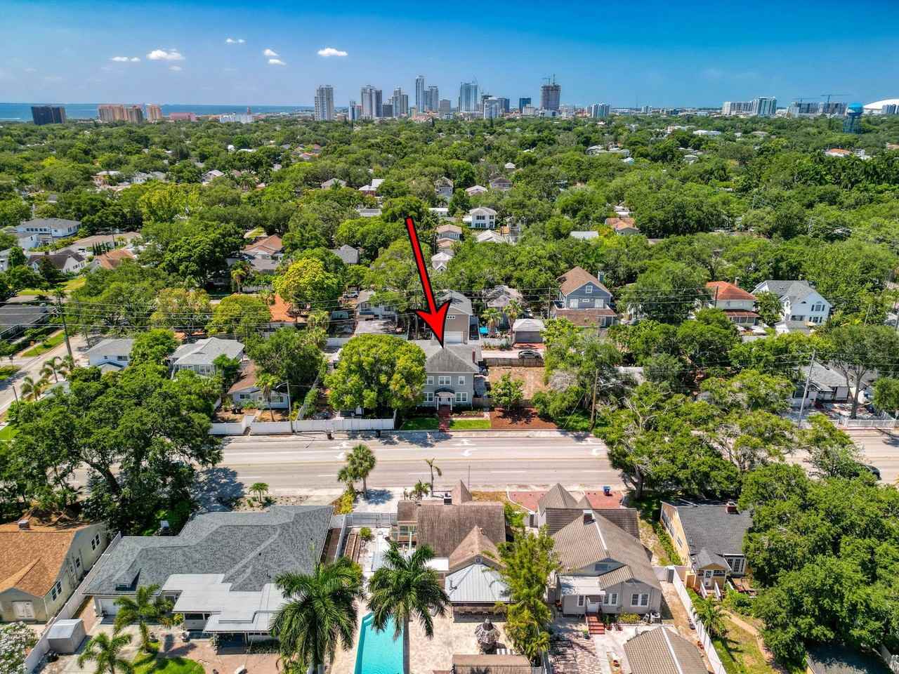 134 22nd Ave N - Photo 2 of 41