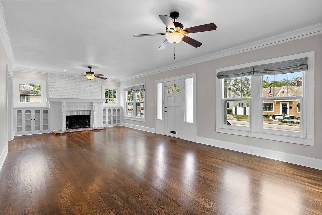 134 22nd Ave N - Photo 6 of 41