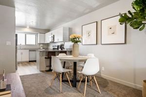 featured image of 228 N Lone Rock Dr