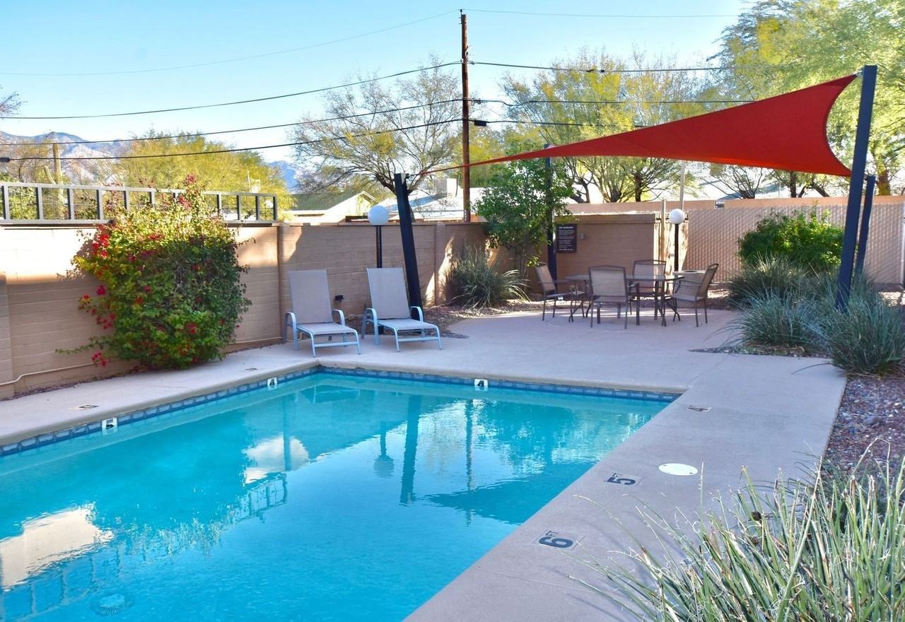 811 E Prince Rd #108 - Photo 3 of 19