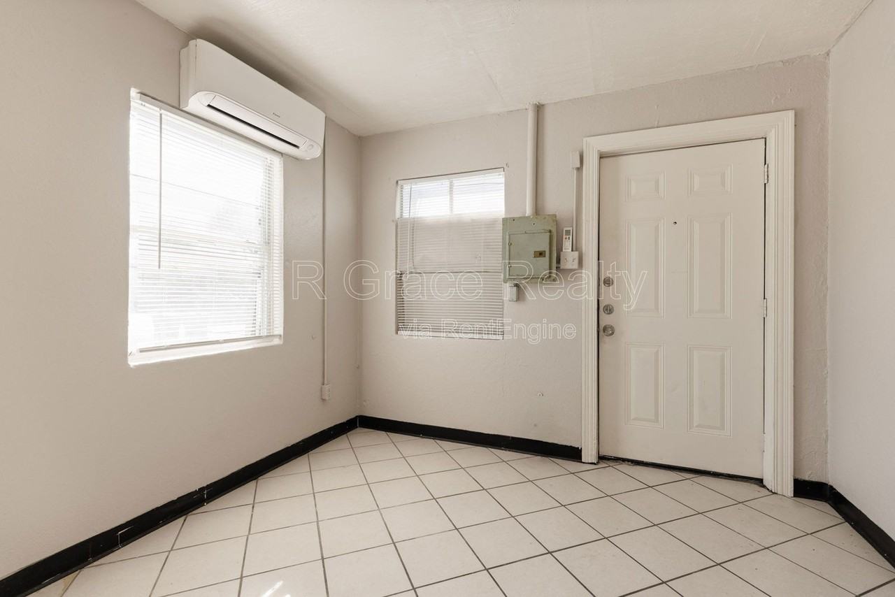 2807 Bellmead Drive #1 - Photo 2 of 13