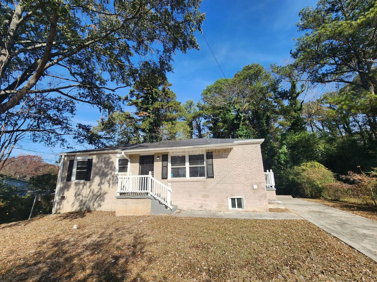 245 Argus Circle Northwest