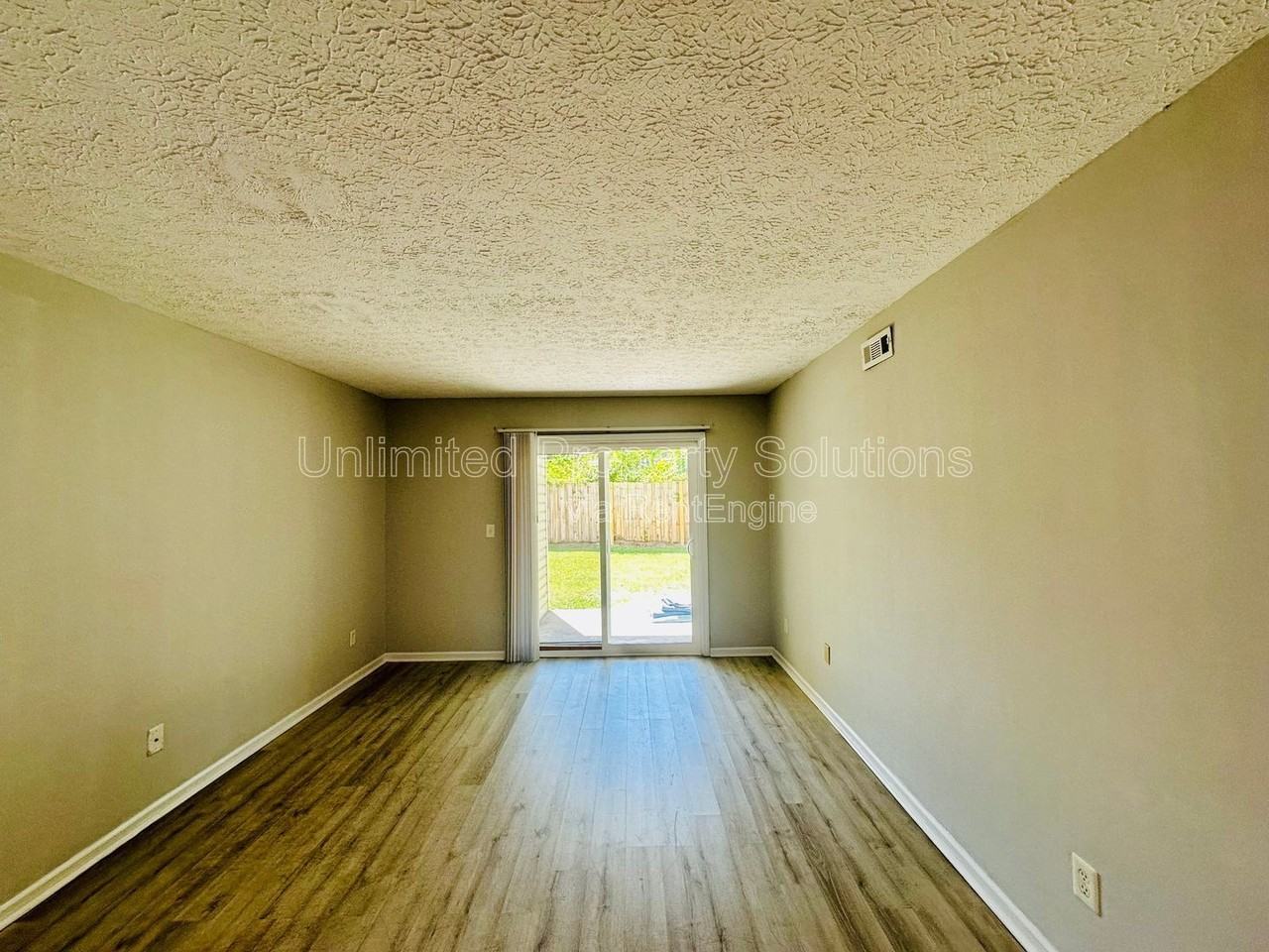 205 Sunn Aire Ct #A - Photo 6 of 15