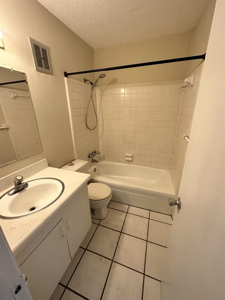 50 Needle Blvd #28 - Photo 6 of 6