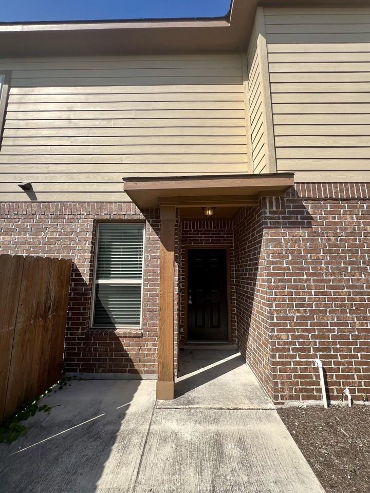 374 Creekside Curve New Braunfels, Tx. #1 - Photo 7 of 36