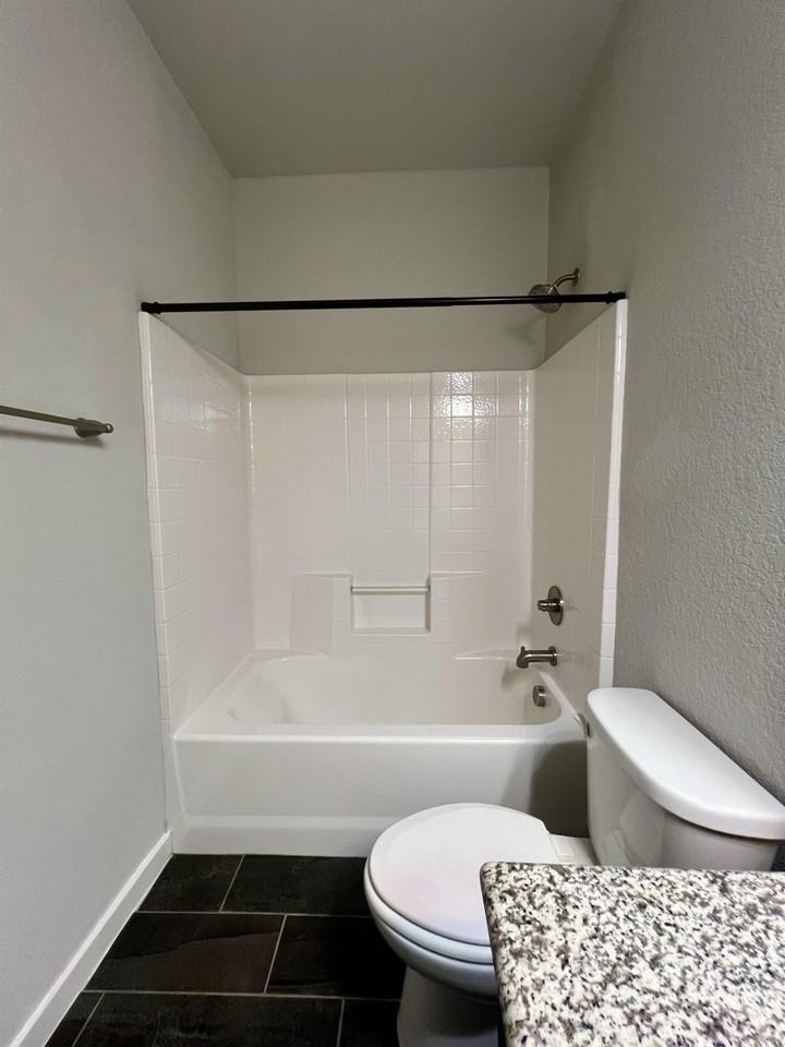 374 Creekside Curve New Braunfels, Tx. #1 - Photo 6 of 36