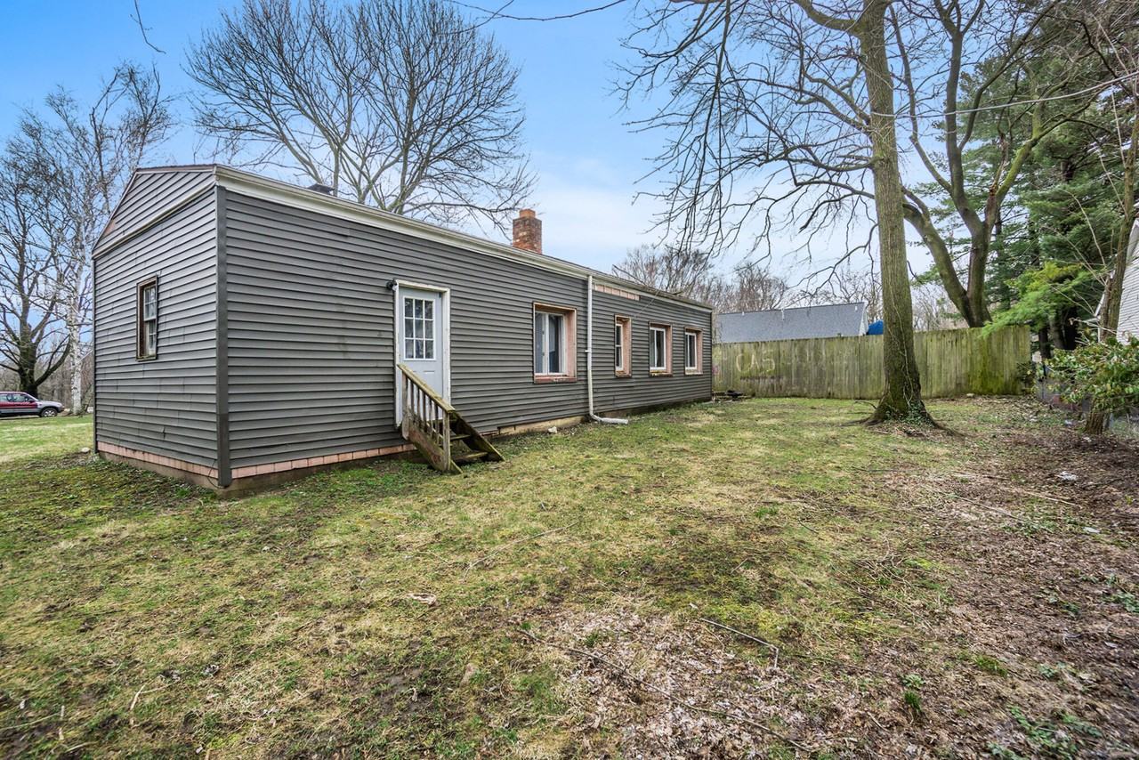 3215 Grand Prairie Rd #E - Photo 4 of 15