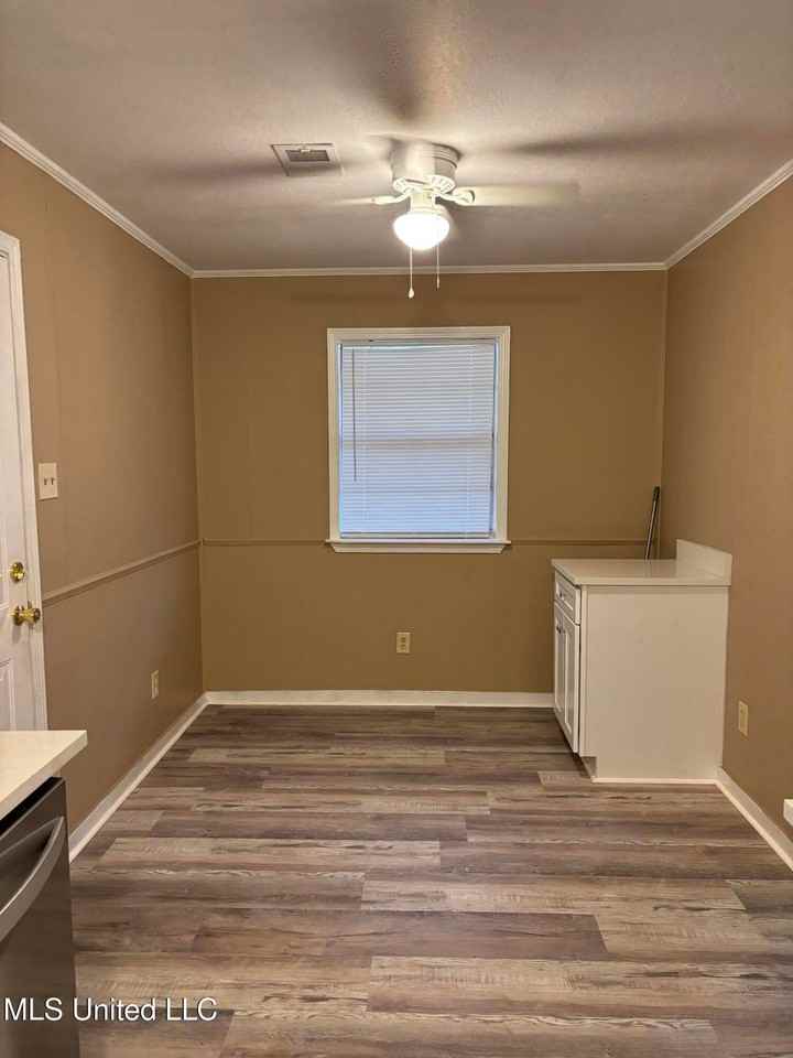 100 Morris Noble Rd - Photo 6 of 14