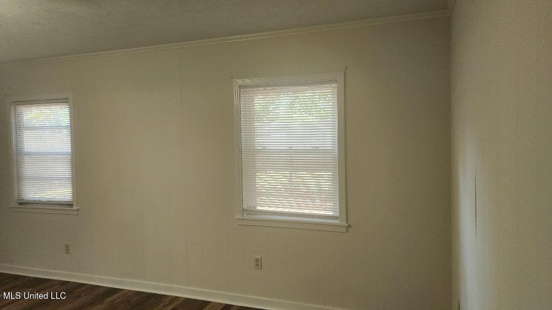 115 N Central Ave - Photo 3 of 5