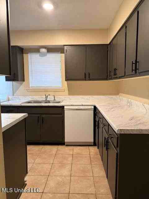 2645 Hillcrest Cv - Photo 5 of 15