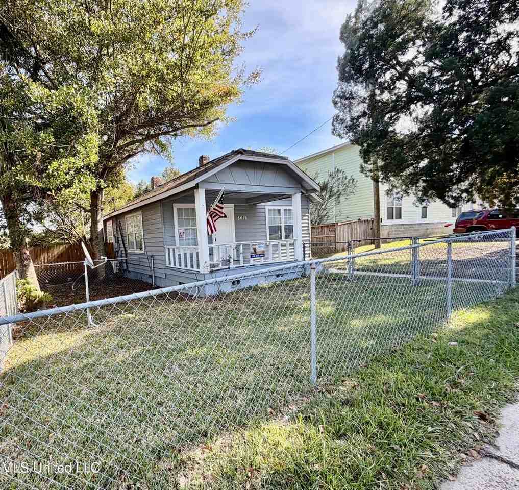 5018 Arthur St - Photo 2 of 27