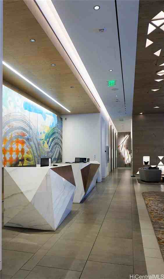 987 Queen Street #2504 - Photo 2 of 21