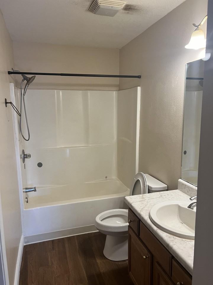 4107 Ruth Avenue - Photo 3 of 12