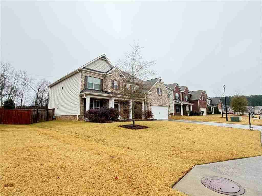 1545 Dahlia Drive - Photo 3 of 50